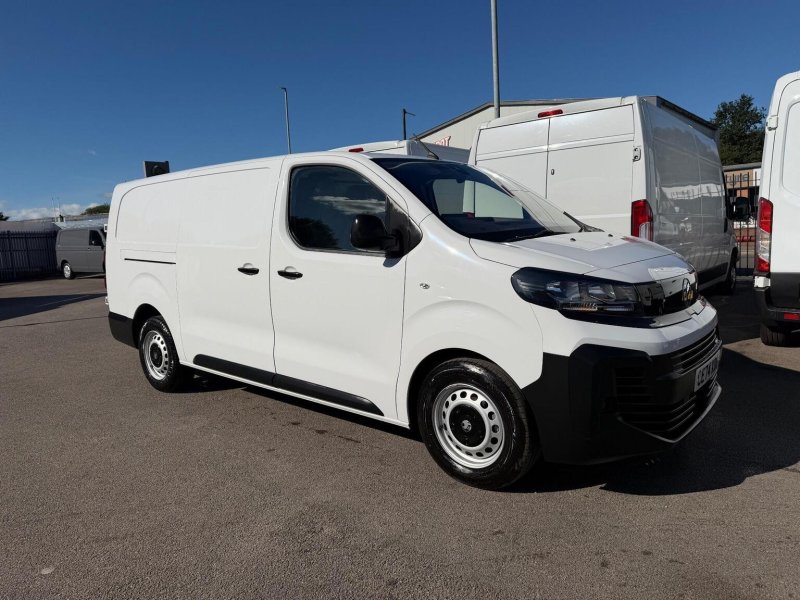 VAUXHALL VIVARO